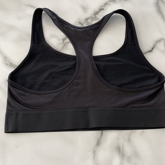 Victoria Secret sport bra - Picture 3 of 3